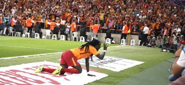 开云体育app入口-男排超级联赛上演“天王山之战”